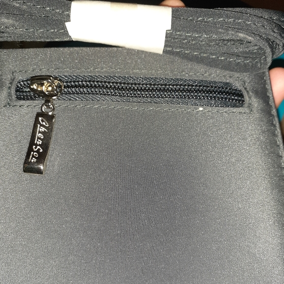 Purse with built in wallet - Picture 5 of 6